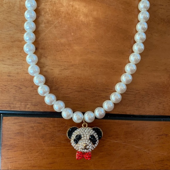 Panda & Pearls Necklace - Picture 3 of 5